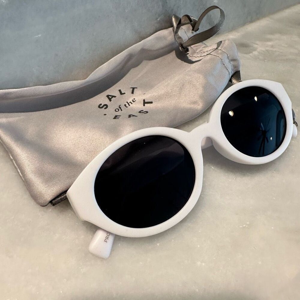 NWT Nectar Atypical Salt Of The East Eyewear Sunglasses White Black OS